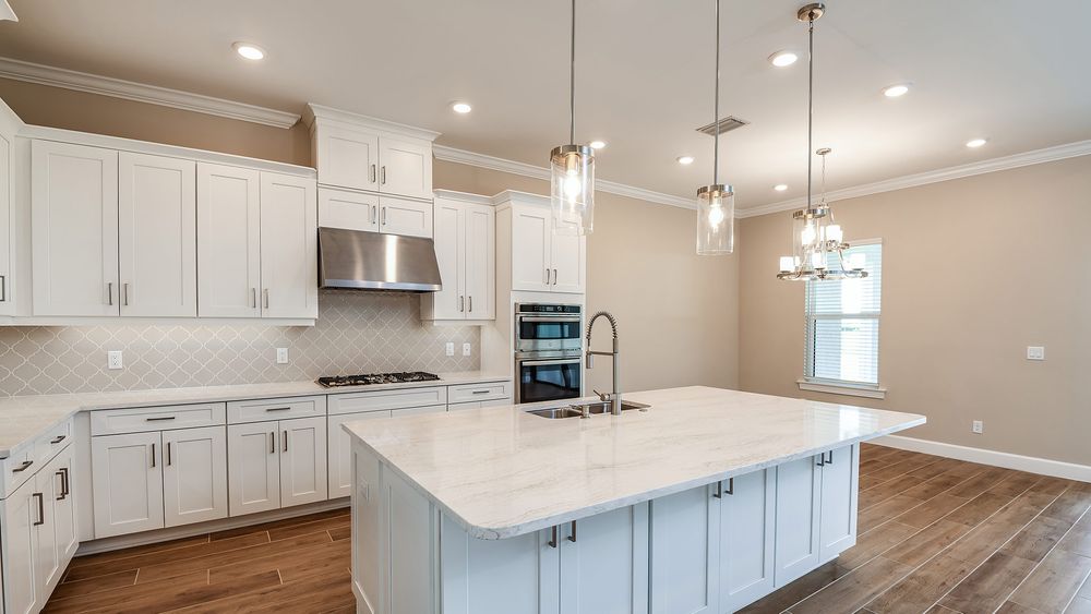 Esp-Lake-Club-Assuro-Lot-557-11912-Noveli-Court-3526-16x9-kitchenisland