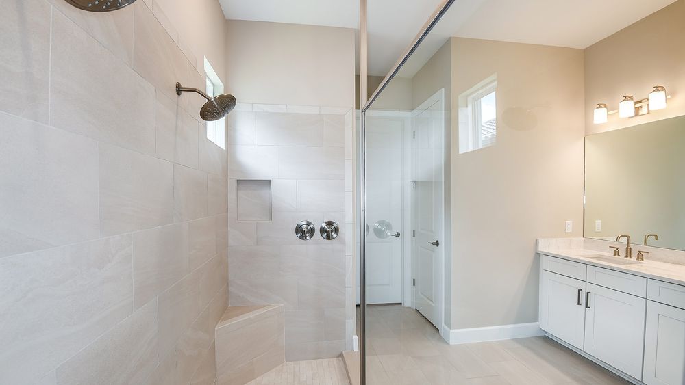 Esp-Lake-Club-Assuro-Lot-557-11912-Noveli-Court-3643-16x9